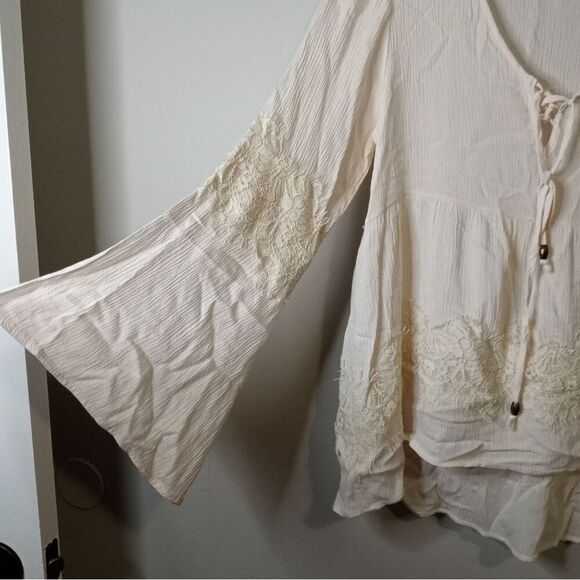 Taylor & Sage Bell Sleeve Blouse - Picture 5 of 7